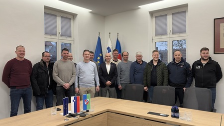 Župan Samo Pogorelc ter predstavniki gasilske zveze in društev