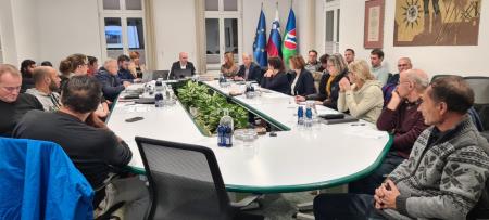 Seja komisije za spremljanje položaja romske skupnosti
