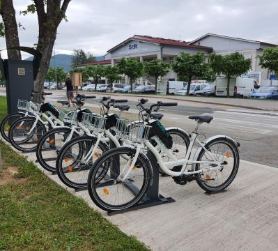 Ricikli z elektro motorji