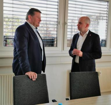 Minister za kohezijo in regionalni razvoj in župan Ribnice