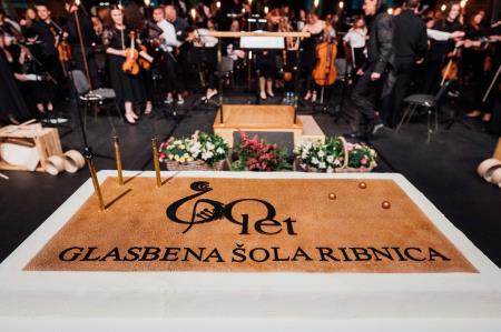 2023_04_60_letnica_glasbene_sole_Ribnica_foto_Bostjan_Podlogar_mini_246