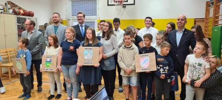 Podpisana je Pogodba za sofinanciranje delovne terapije na OŠ Ljubo Šercer 