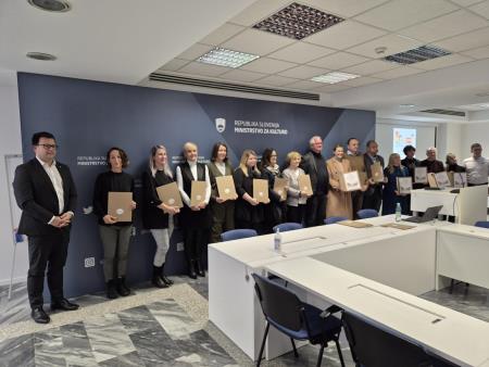 Resized_20241203_134041_1733231282305