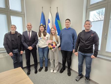 Podpis pogodbe z izvajalci programa »Kategorizirani športniki v občini Ribnica«