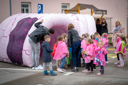 Varno in zabavno 2025